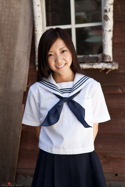黄曼凝