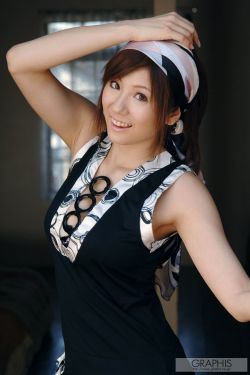 戴珍珠耳环的少女